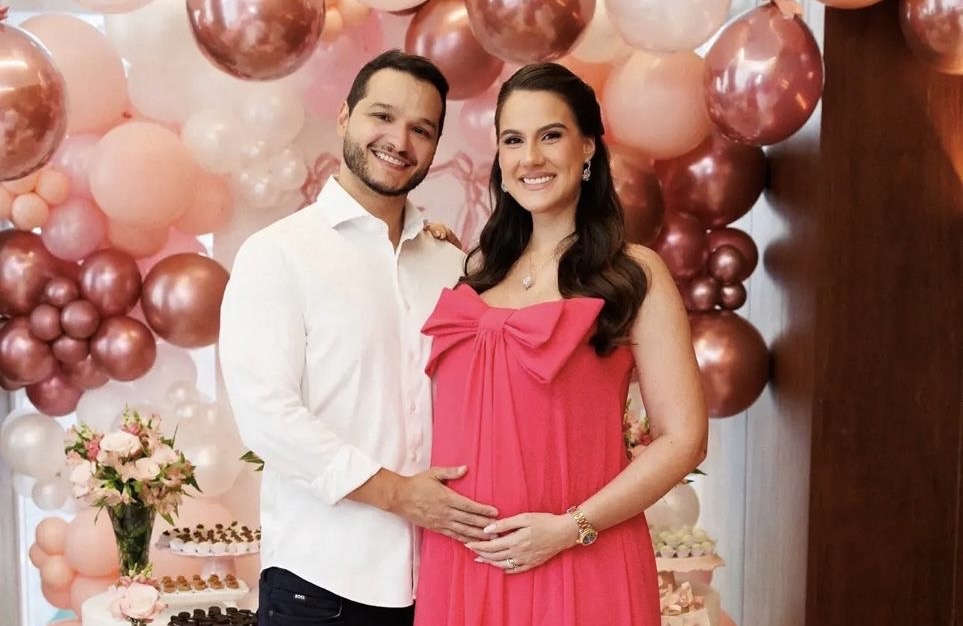 Os novos papais, Matheus e Vitória Tofolo