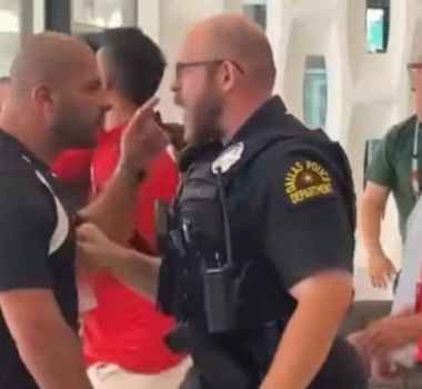 Imagem - Confusão entre delegação do Egito e polícia marca chegada da seleção em Dallas
