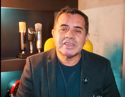 Professor de música Cizinho Pamplona, coordenador da Escola de Música Magia das Cordas