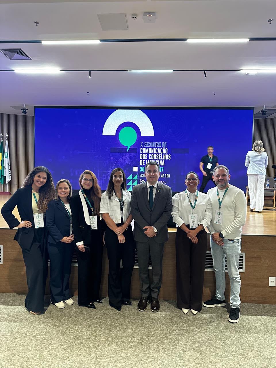 Assessores da região norte com o secretário do CFM, Dr. Estevam Rivello Alves.
