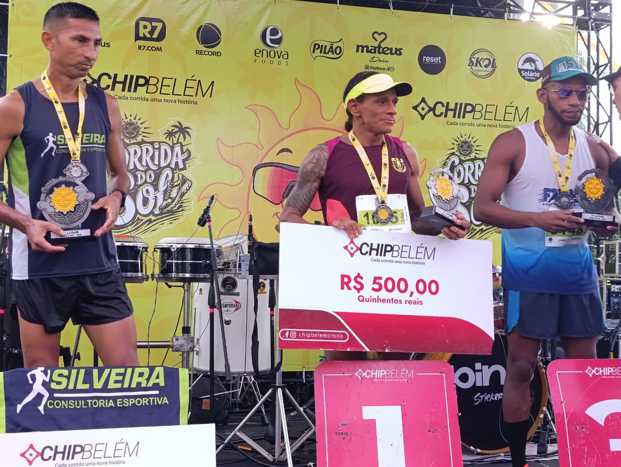 Os atletas vencedores de cada categoria receberam premiação em dinheiro e tíquete para compras em supermercado.