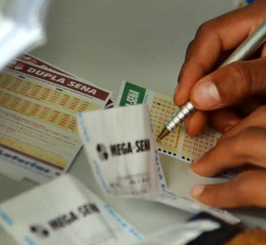 Imagem - Mega-Sena acumula novamente e prêmio principal vai para R$ 45 milhões