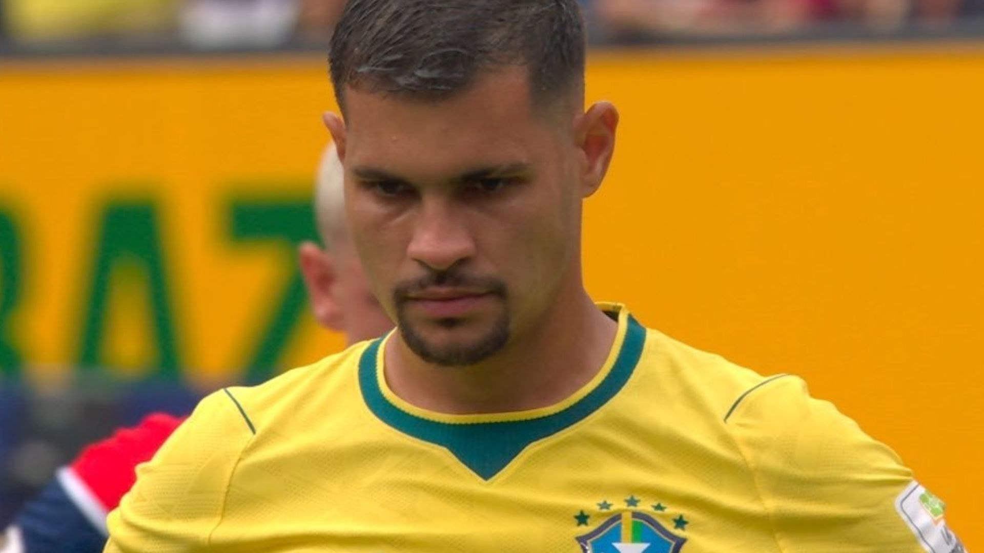 Bruno Guimarães utilizou suas redes sociais nesta terça-feira (7) para se pronunciar pela primeira vez após a derrota do Brasil por 2 a 1 para a Noruega.