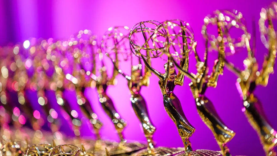 Premiação da televisão norte-americana acontece em setembro, em Los Angeles, e reúne produções de destaque da TV e do streaming.