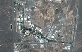 Ataque dos EUA raspa usina nuclear, diz autoridades do Irã