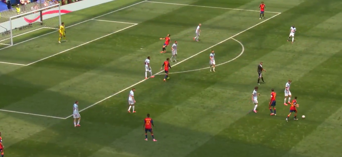 (Momentos antes do gol decisivo da Espanha)