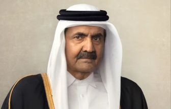 Morre aos 74 anos Hamad bin Khalifa Al-Thani, ex-emir que que governou o Catar por 18 anos