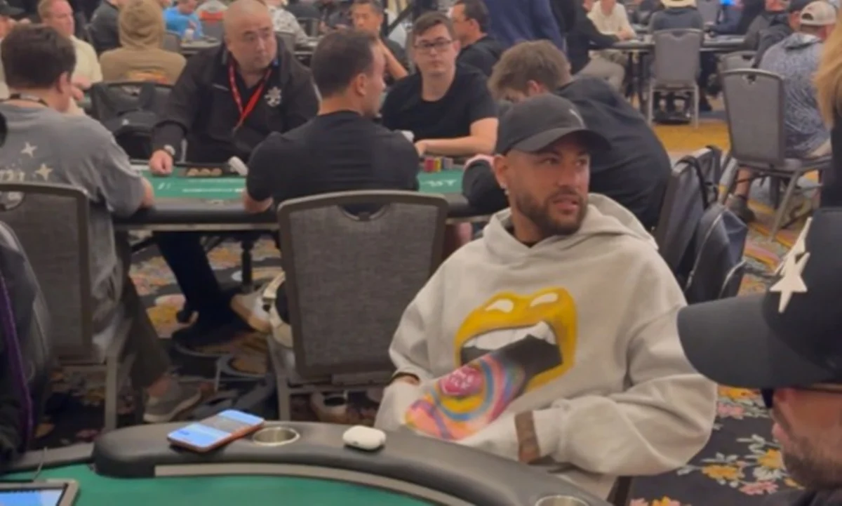 Neymar é flagrado em torneio de poker em Las Vegas após eliminação na Copa
