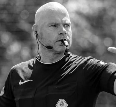 Imagem - Morre Rob Dieperink, árbitro holandês que foi retirado da lista da Copa do Mundo