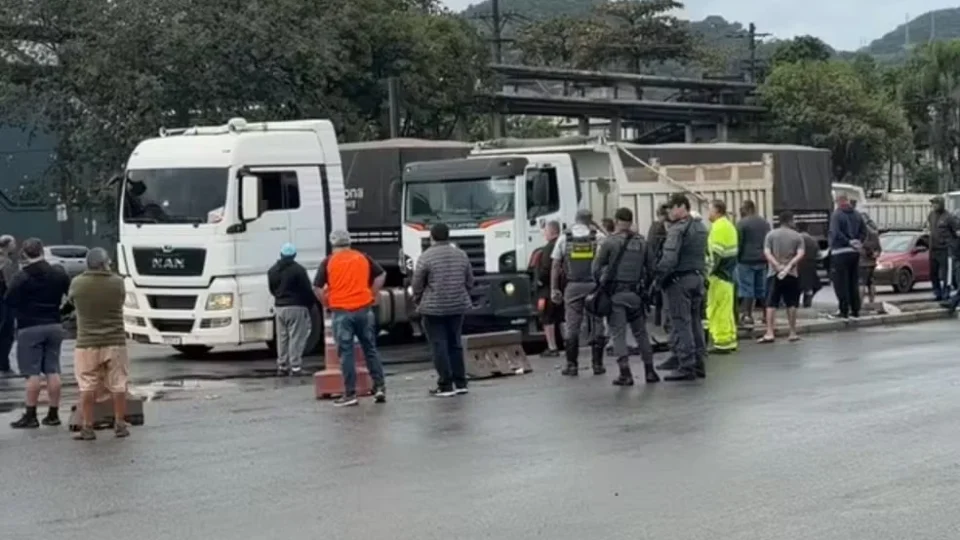 O movimento tem como objetivo pressionar o presidente do Senado Federal, Davi Alcolumbre, a incluir na pauta de votações a "MP do Frete".