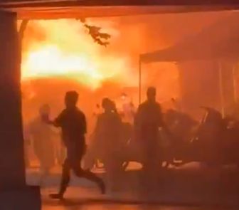Imagem - Incêndio em boate de Bangkok deixa 30 mortos e 75 feridos