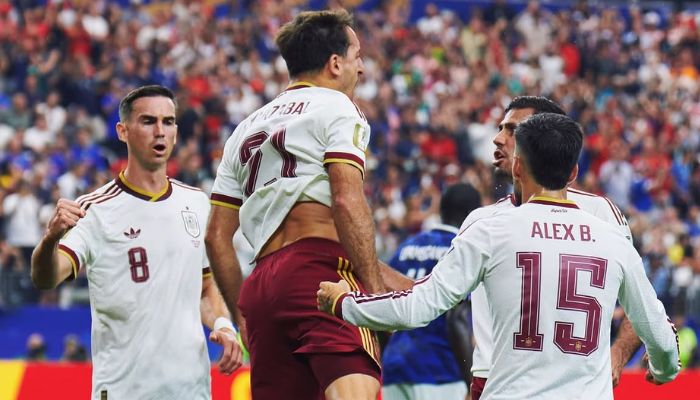 Espanha domina a França, vence por 2 a 0 e garante vaga na final da Copa do Mundo de 2026