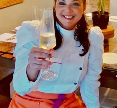 Imagem - Chef Cássia Faria festeja mais um ano de vida
