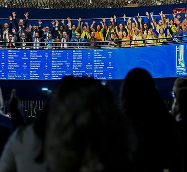 Imagem - Senado aprova aposentadoria diferenciada para agentes de saúde e endemias