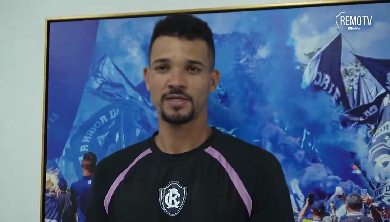 Zagueiro já veste a camisa do Leão - 