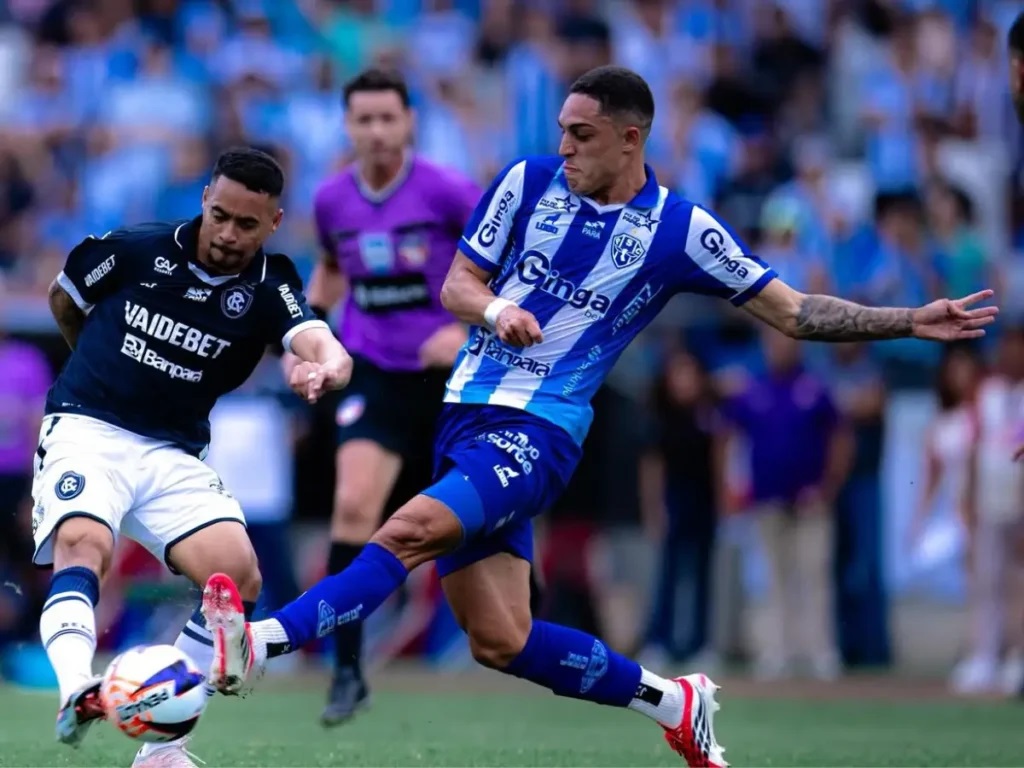 Zagueiro Lucca atuando no RExPA -