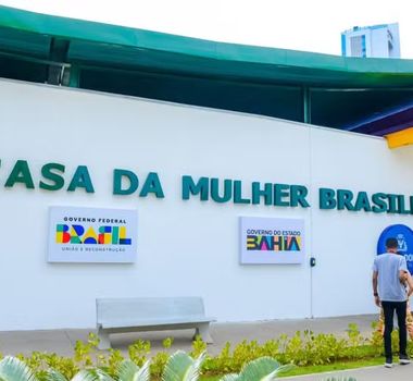 Imagem - Médico é investigado por suspeita de usar óculos com câmera em exame ginecológico de paciente