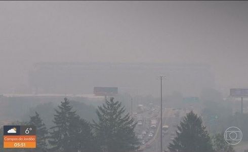 Fumaça de incêndios florestais no Canadá encobre estádio da final da Copa em Nova York