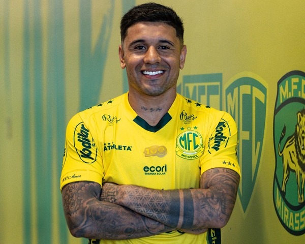 Atacante estava na mira do Leão - 