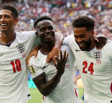 Imagem - Com Hat-Trick de Bukayo Saka, Inglaterra Vence a França por 6 a 4 e Leva o terceiro lugar
