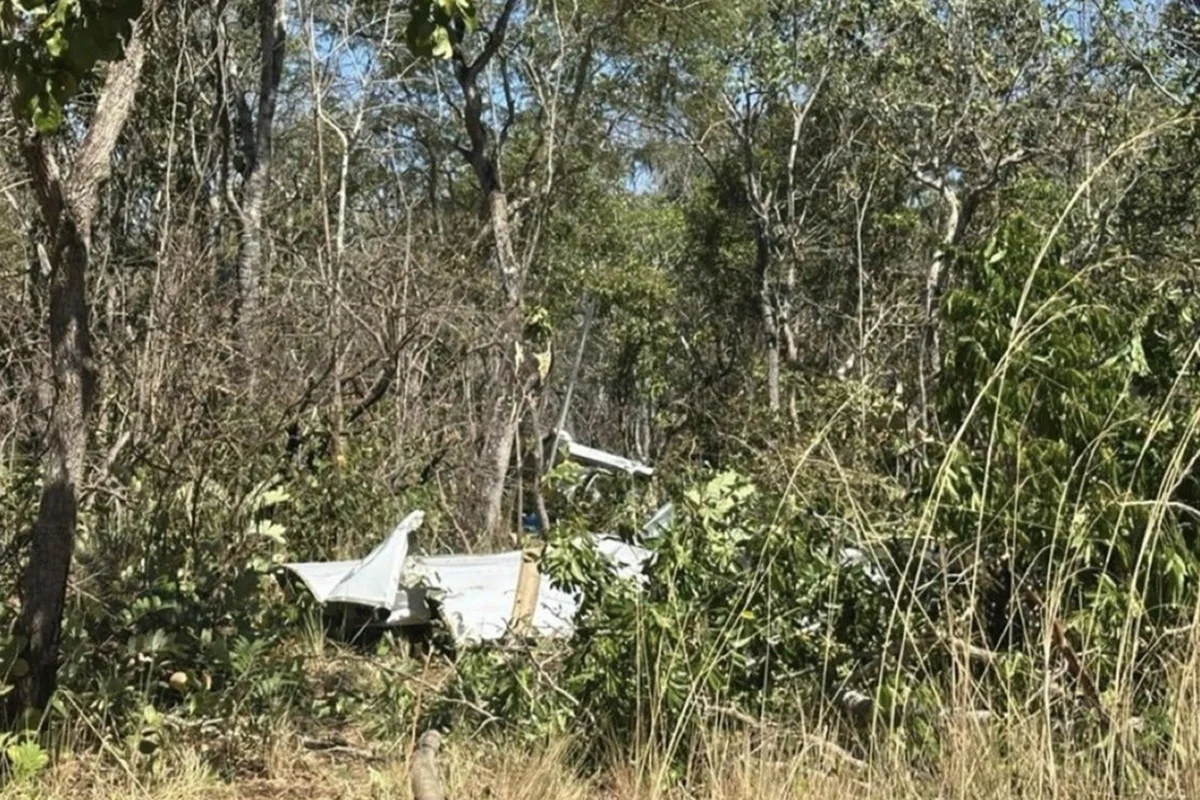 Imagem - Avião de pequeno porte cai em área rural de Palmas (TO) e deixa dois mortos