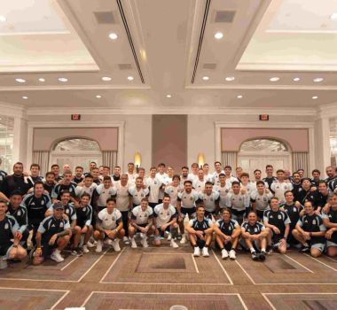 Imagem - Lionel Messi emociona torcedores com carta aberta de despedida e gratidão à seleção argentina