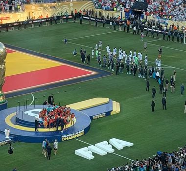 Imagem - Jornal espanhol crítica atitude da Argentina como desrespeitosa na premiação do Título Mundial