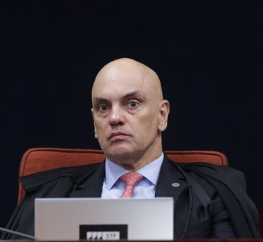 Imagem - Moraes arquiva investigação contra Bolsonaro no caso Abin Paralela