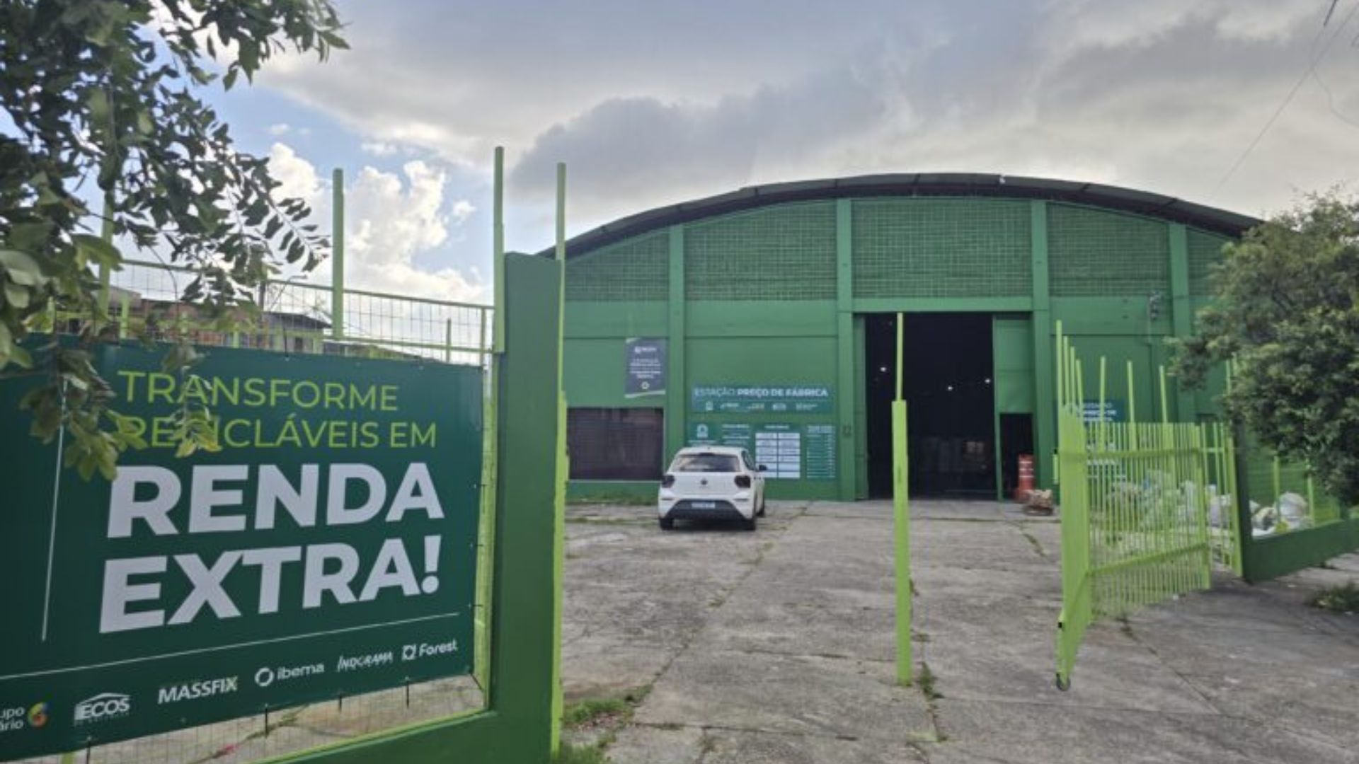 Moradores de Belém podem trocar eletrodomésticos usados por dinheiro em ponto de coleta