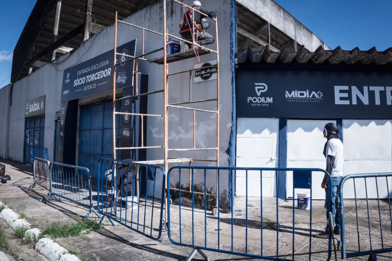 Leão inicia revitalização no Baenão - 