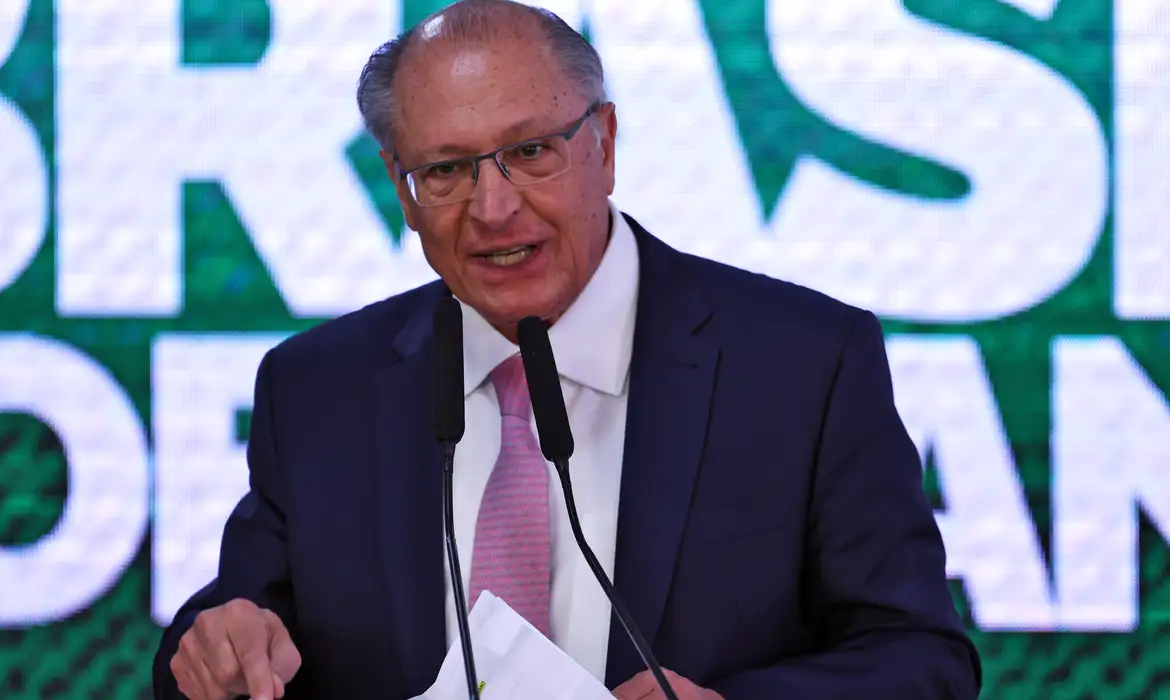 (Vice-presidente Geraldo Alckmin.)
