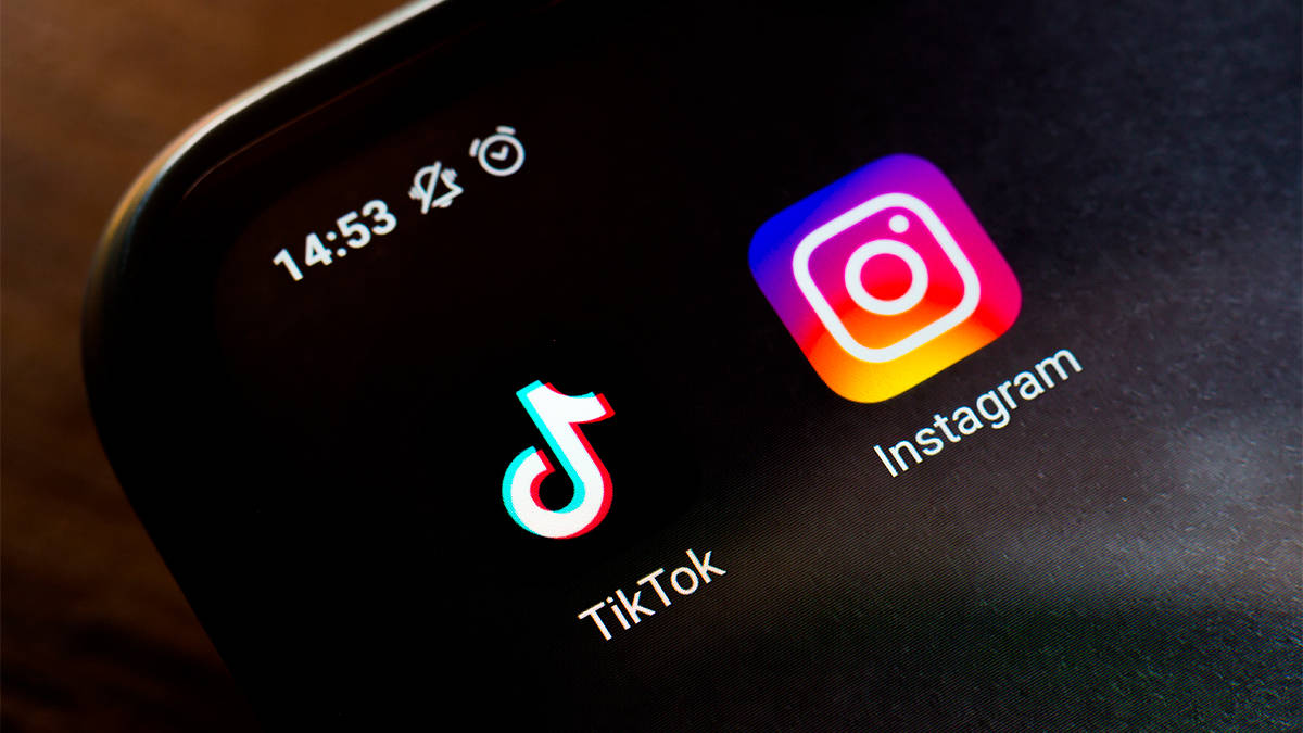 Redes sociais Instagram e TikTok.