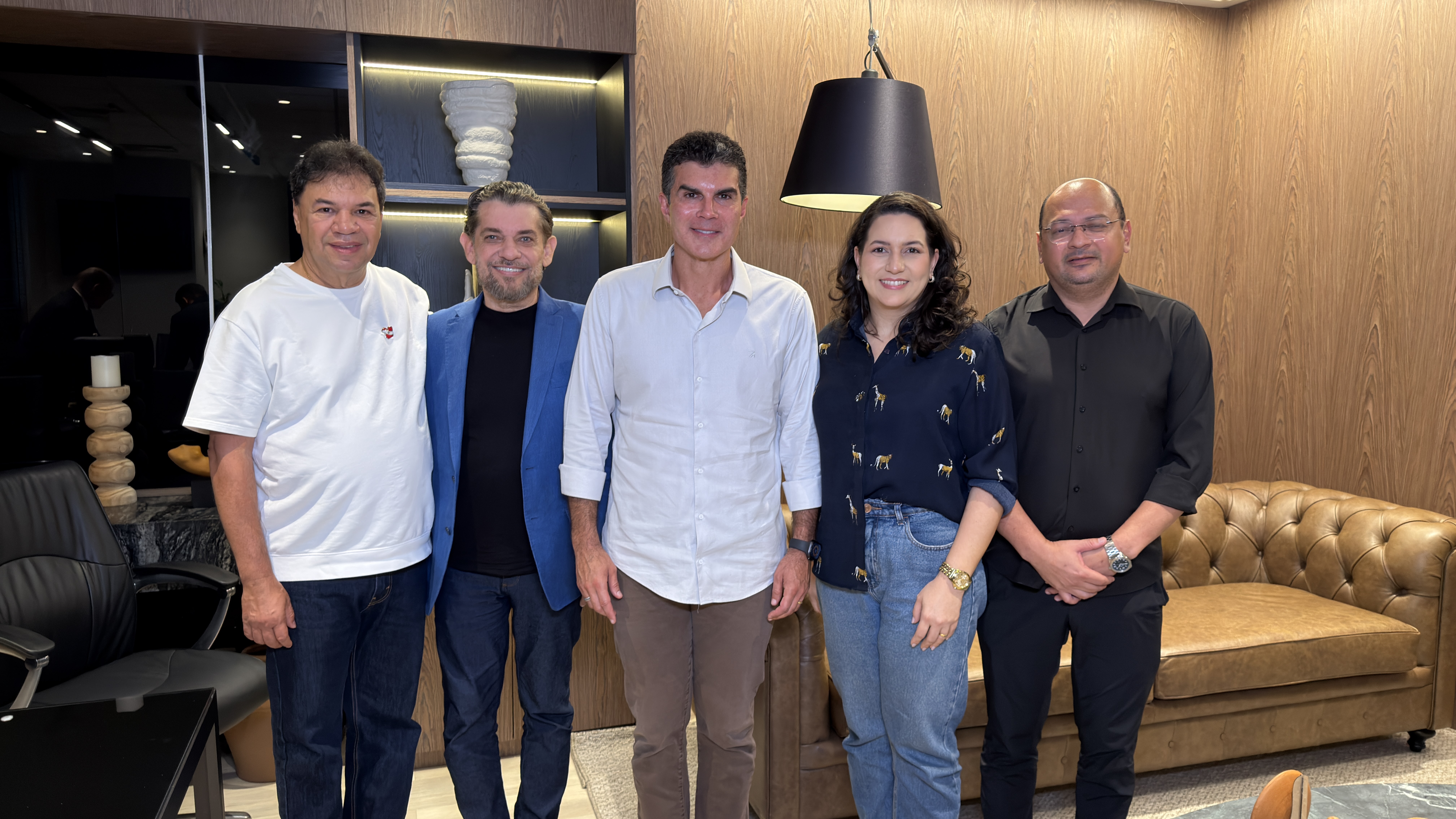 Chicão Melo, Osvaldo Carvalho, Helder Barbalho, Danielle Cruz e Delcimar Viana.