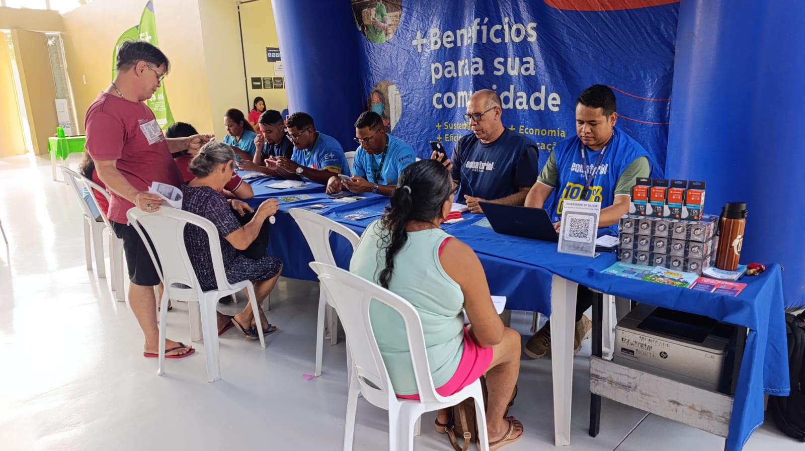 Equipe da concessionária de energia vai atender a população, no Marajó