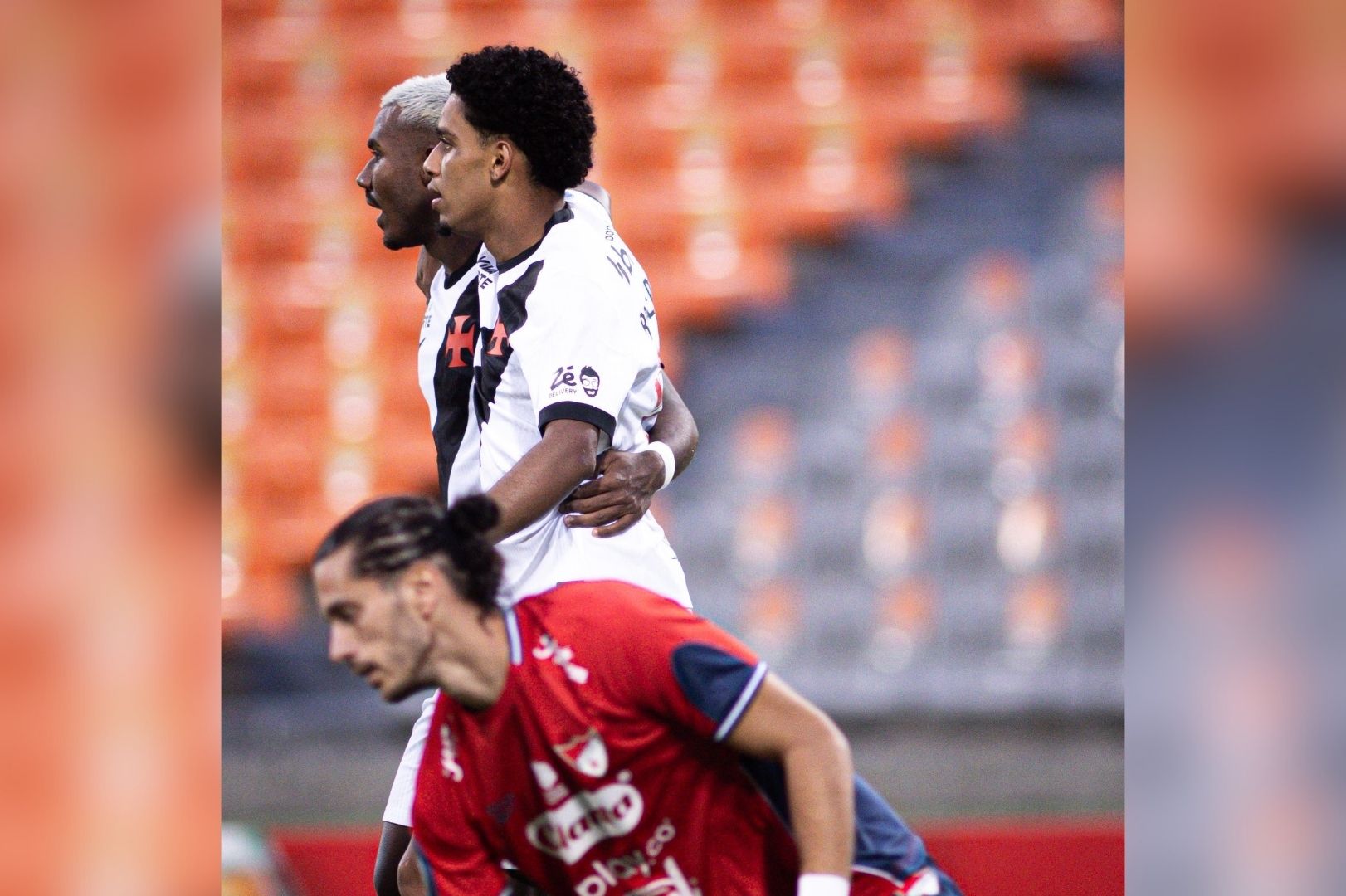 Vascão arrancou empate jogando na Colômbia - 