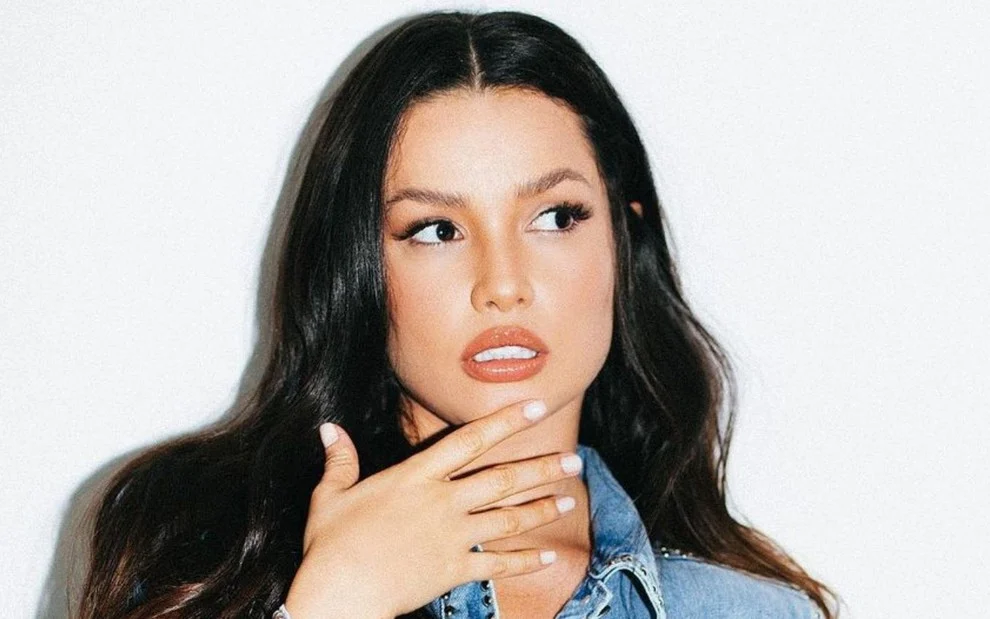 Juliette usou as redes sociais na última quarta-feira, 22, para contar aos seguidores que recebeu o diagnóstico de endometriose. 
