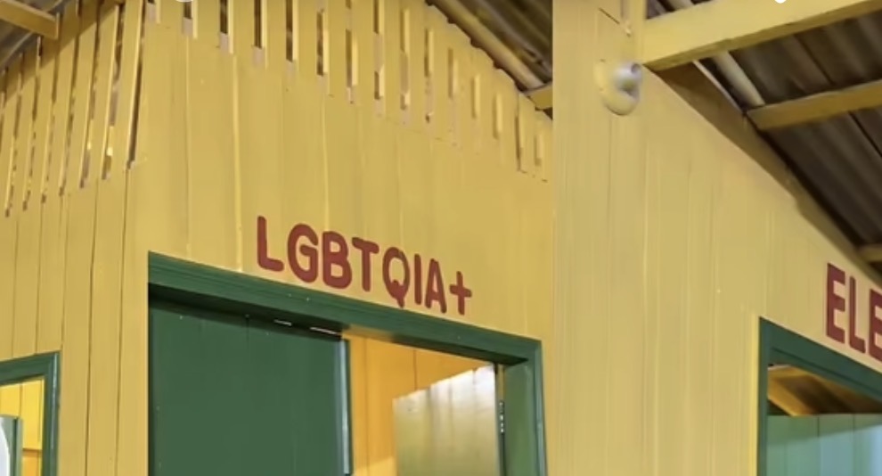 Festival do Camarão em Afuá disponibiliza banheiro voltado ao público LGBTQIA+