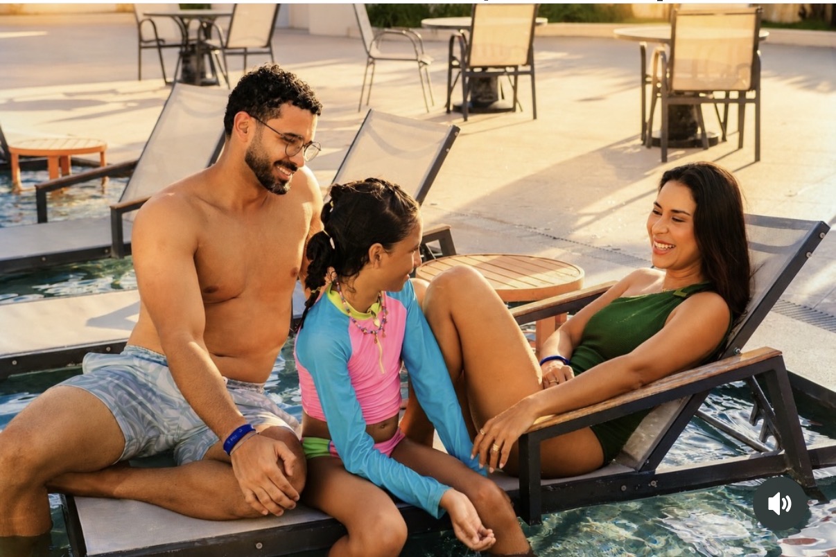 O Day Use ou hospedagem no Aqualand Resort dá direito ao Sunset Aqualand 