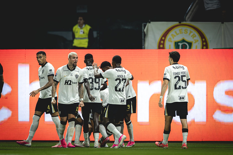 Galo venceu fora de casa - 