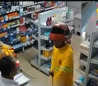 Imagem - Vídeo: Homem invade farmácia e assalta funcionário no bairro do Tapanã, em Belém