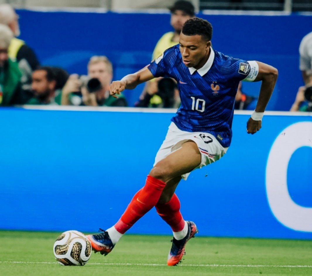 Mbappé atuando pelo Mundial de 2026 -
