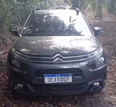 Imagem - Carro usado na morte de sargento é encontrado em plantação de dendê no Pará