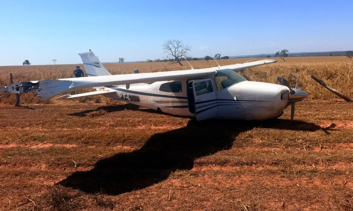 Imagem - FAB intercepta aeronave suspeita vinda da Bolívia
