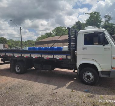 Imagem - PRF apreende mais de 2 mil litros de produtos químicos em Castanhal