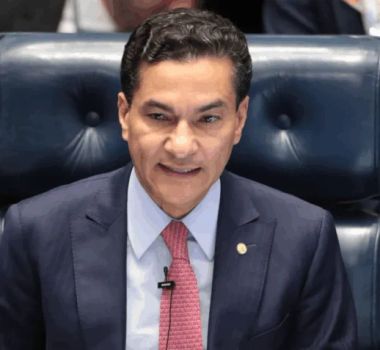 Imagem - Republicanos oficializa neutralidade na disputa presidencial e não terá vice com Flávio Bolsonaro