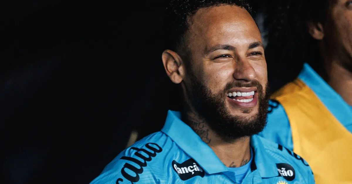 Neymar no banco do Mangueirão antes de a bola rolar para Remo x Santos -