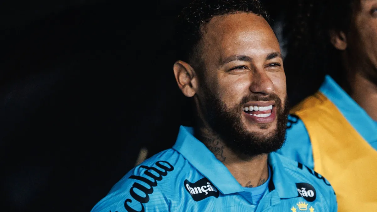 Neymar no banco do Mangueirão antes de a bola rolar para Remo x Santos -