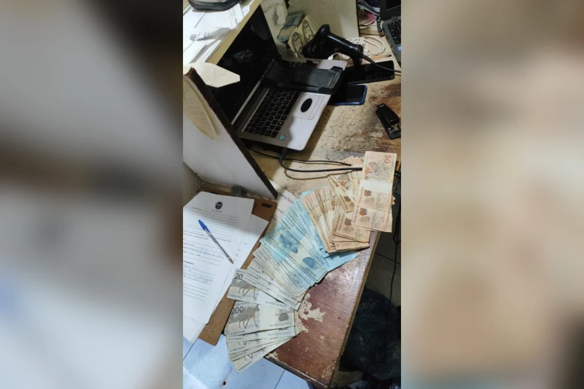 Operação integrada bloqueia R$ 18 milhões e prende suspeito de matar policial no Ceará

