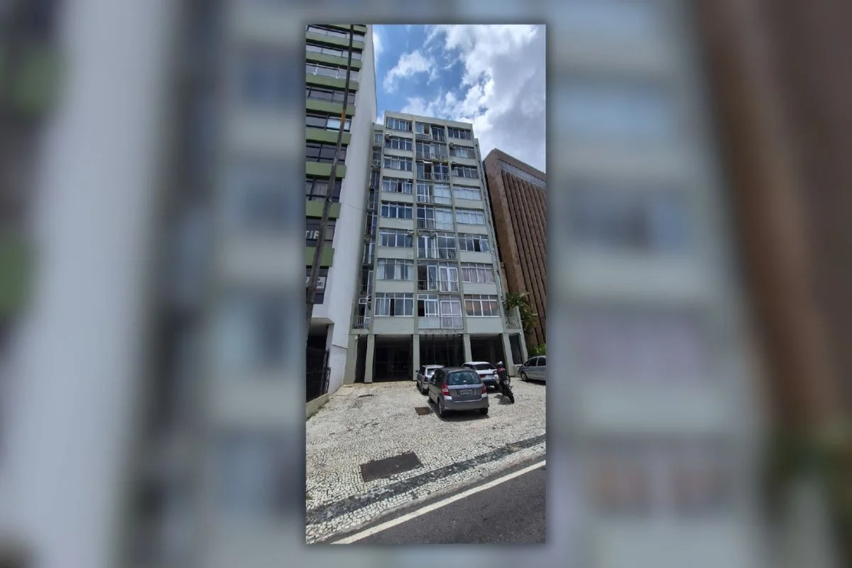 Imóvel em Botafogo foi retomado pelo banco após falta de pagamento do financiamento e será leiloado em agosto.