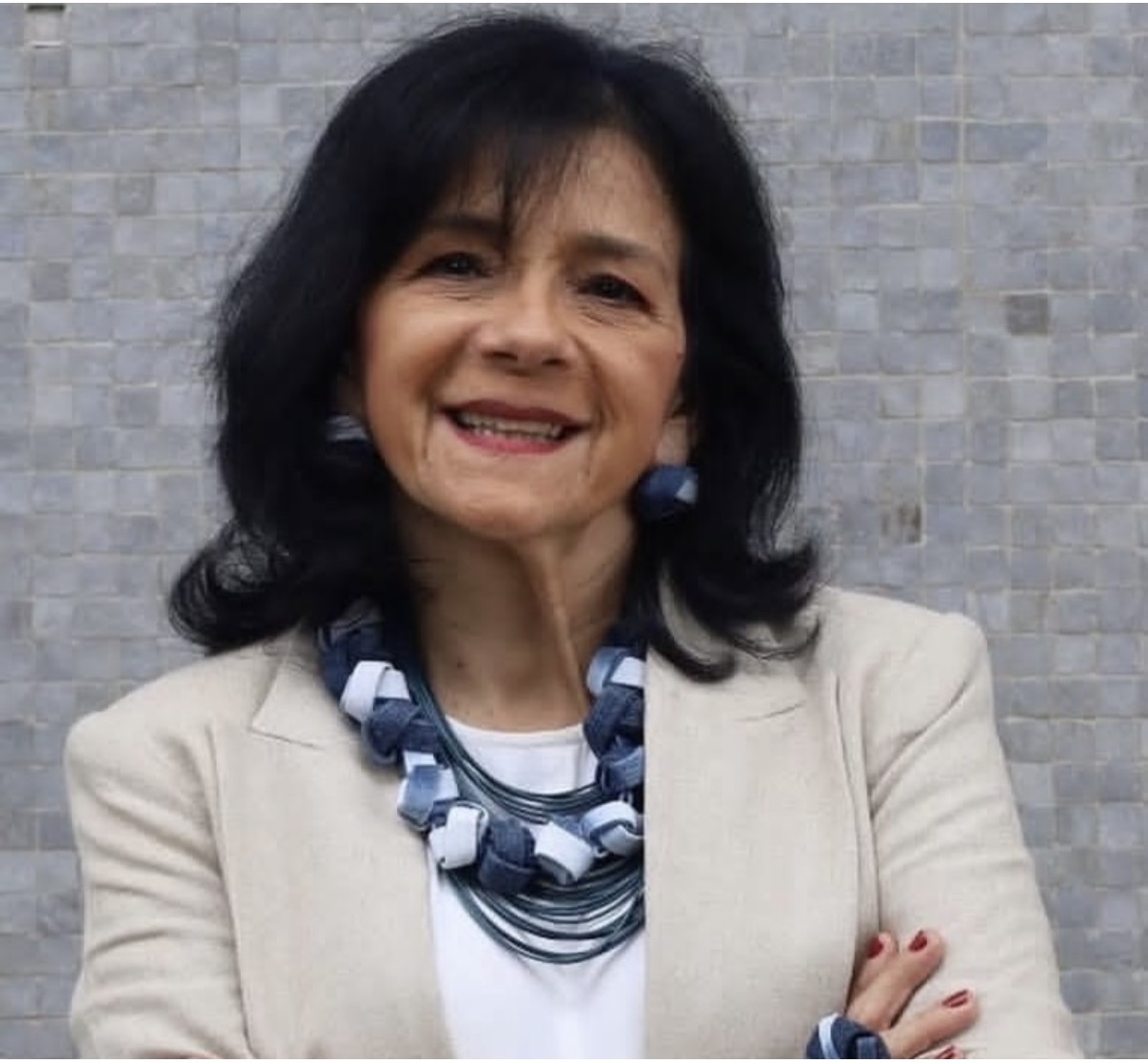 A professora Felícia Maia, que comanda o Amazônia Fashion Week, também foi festejada por seus alunos, amigos e familiares, pelo seu aniversário. 